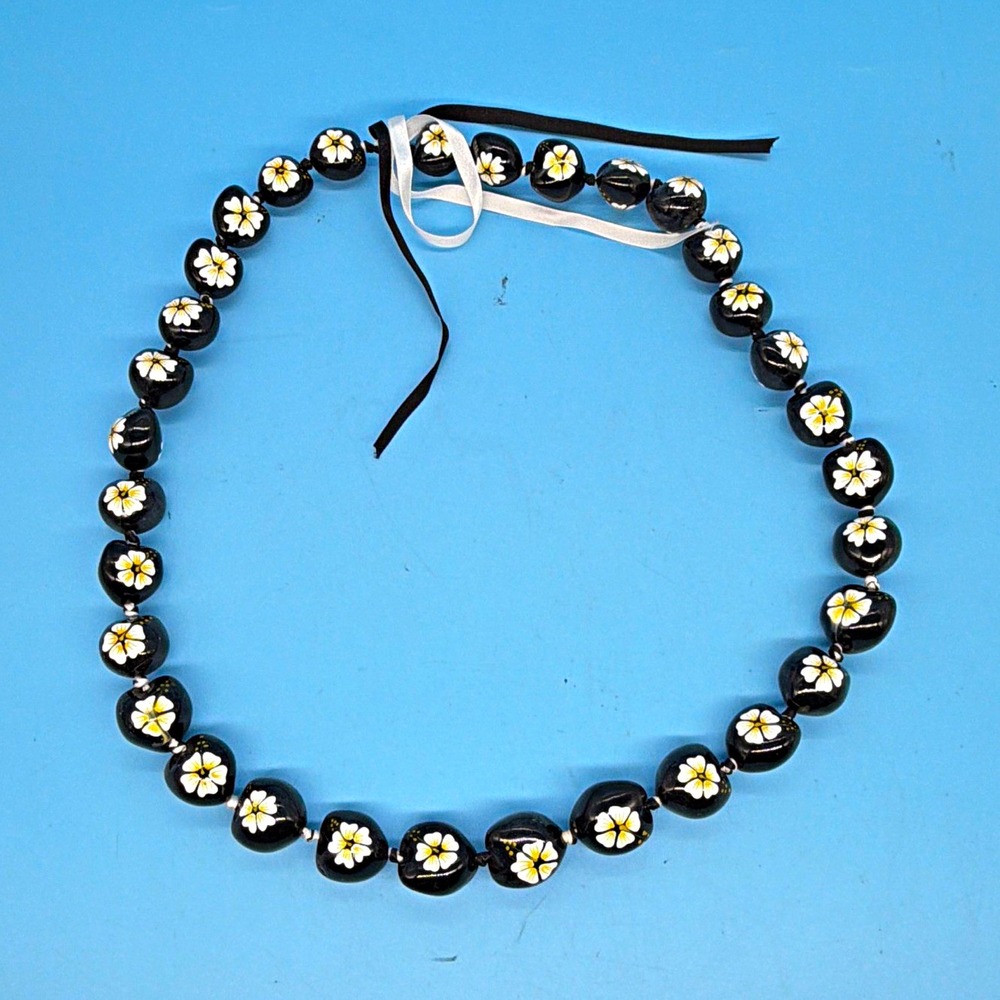 Hawaiian Kukui Nut Lei Necklace Hand Painted White Yellow Hibiscus Flower Luau